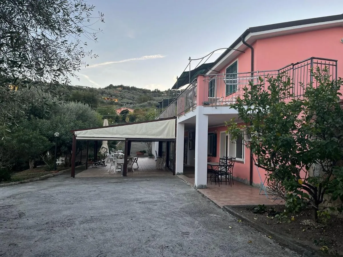 Bauernhof Agriturismo Le Mimose Imperia Italien