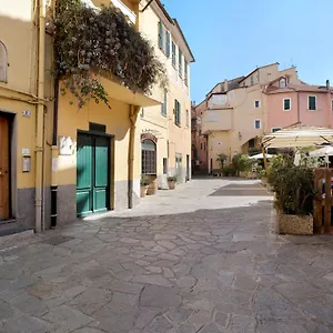 Casa Di Ali Apartment