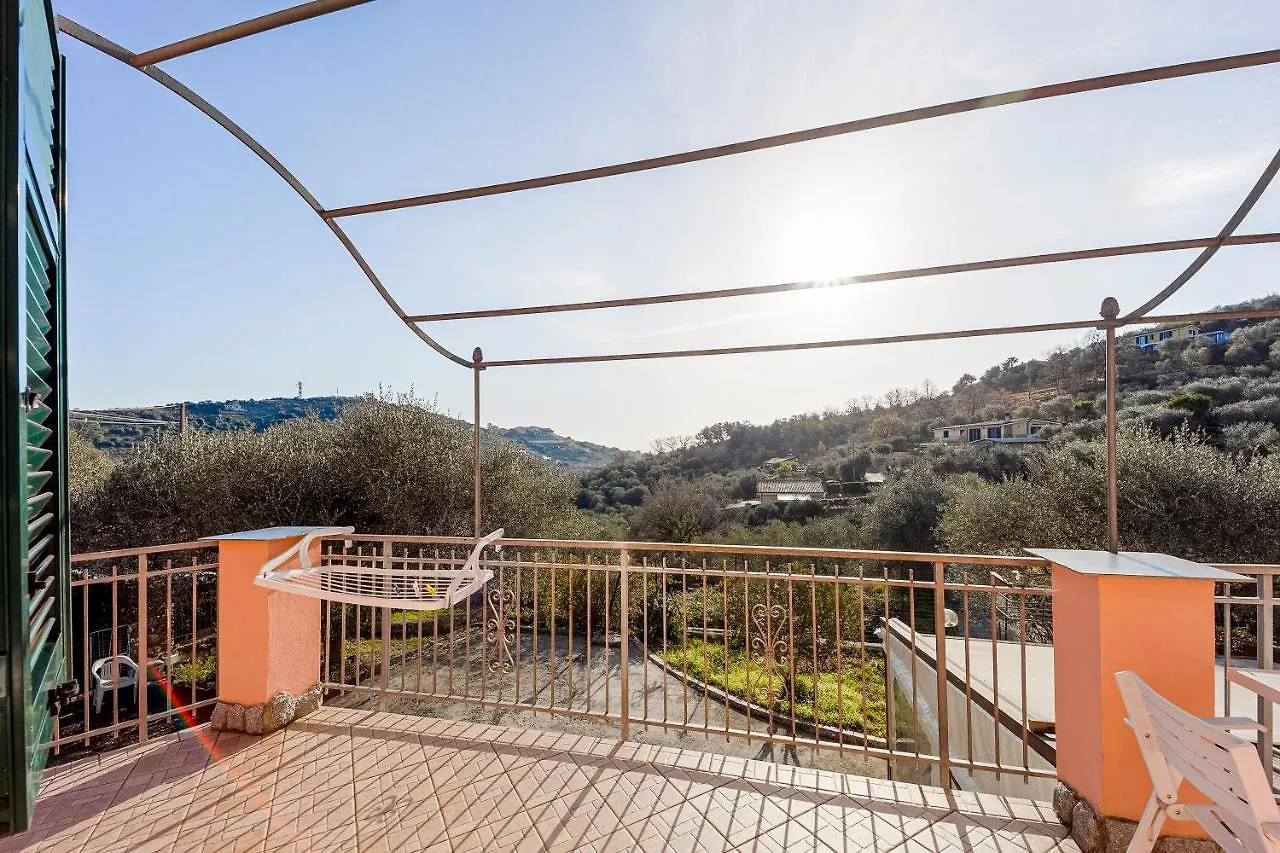 Agriturismo Le Mimose Imperia Farmház